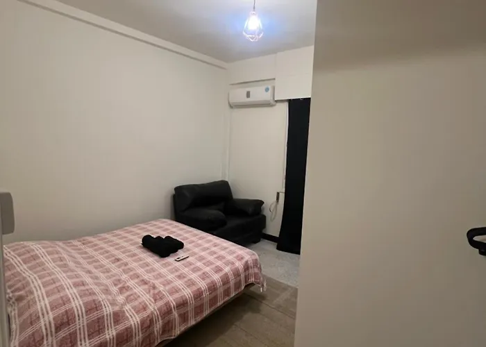 Enjoy A Cozy In The Heart Of The Capital Appartamento